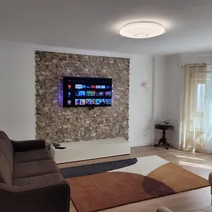 Mouro Rivers House - Remarkable 3-bed Algueirão